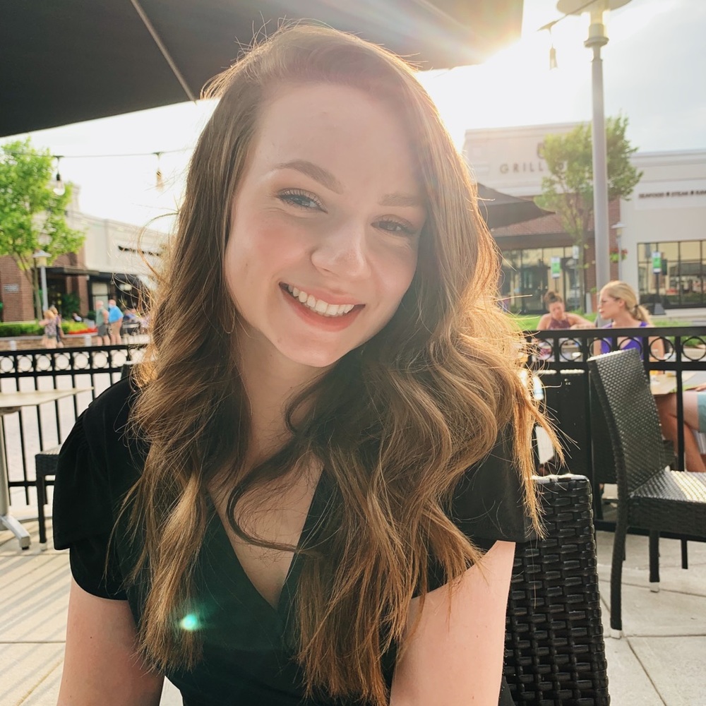 Meet your Posher, Carrie